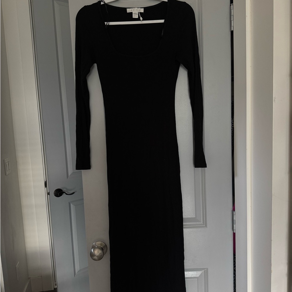 Amisu Black Long-Sleeve Scoop Neck Maxi Dress